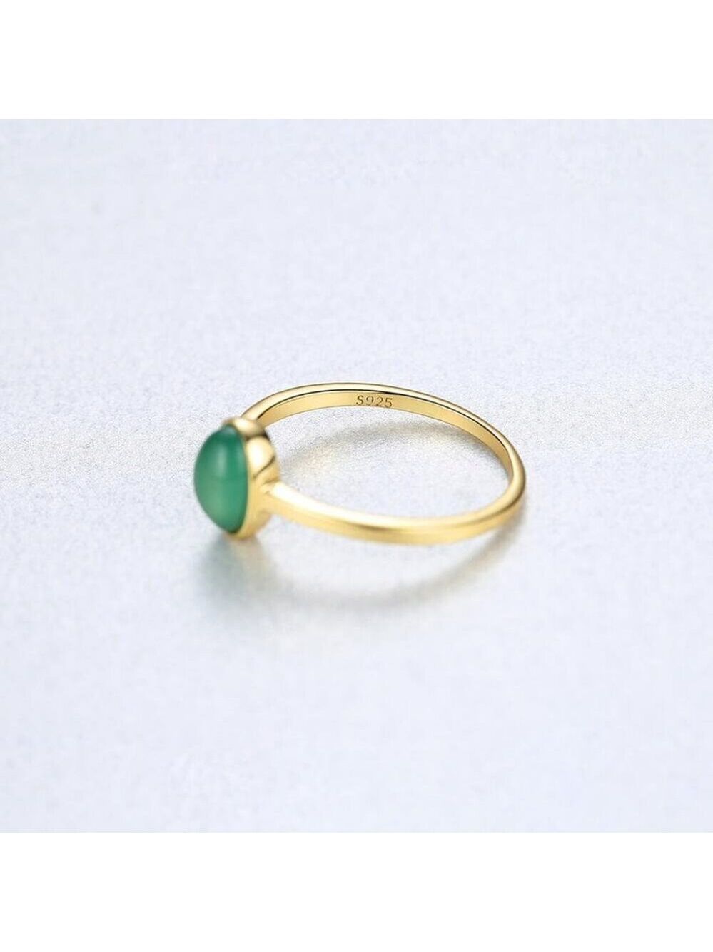 18k Gold Plated over 925 sterling silver Cabochon 7x5 created oval Emerald Ring - Picture 5 of 6